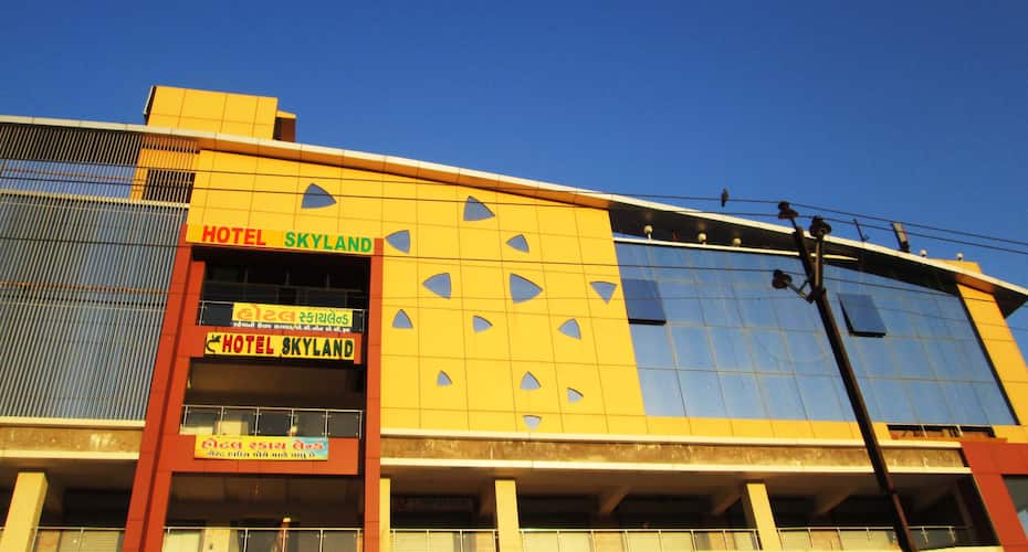 Hotel Skyland Vastral, Ahmedabad 1